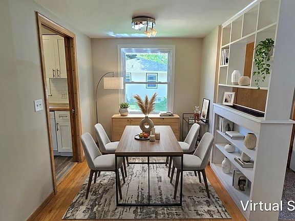 5th image of 3001 29th Ave NE
