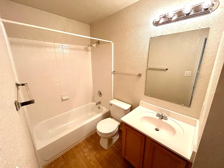 110 Jetlyn Dr — Photo 17