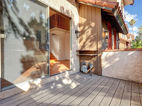 Private outdoor space, perfect for a small barbecue