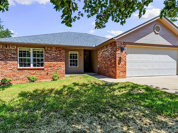 2nd image of 6 Jordan Ln