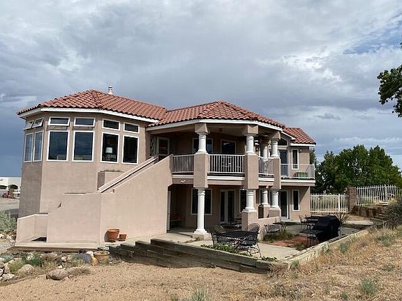 3rd image of 9277 Topanga Ct NE