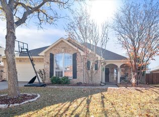 4008 Orchid Ln, Mansfield, TX 76063