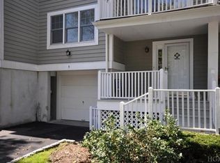 5 Brookridge Ct, Rye Brook, NY 10573