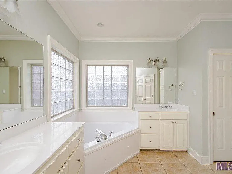 10418 Springridge Ave — Photo 10