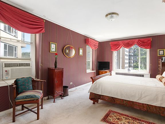 2nd image of 525 E 89th St APT 5K