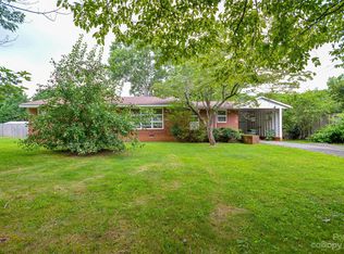517 Ruby Ln, Gastonia, NC 28054