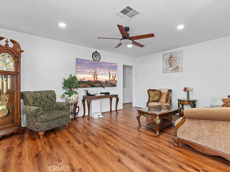 4503 Darien St — Photo 5