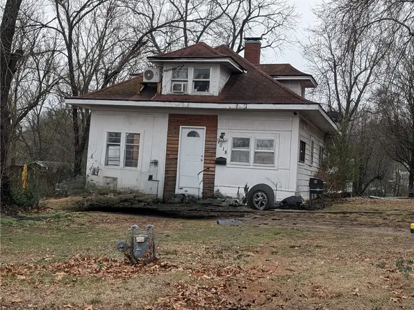 1018 W Stephenson Ave, Harrison, AR 72601