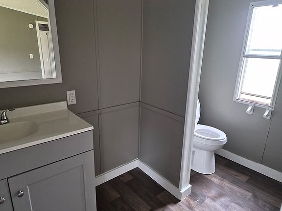 5th image of 2324 Turnberry Rd
