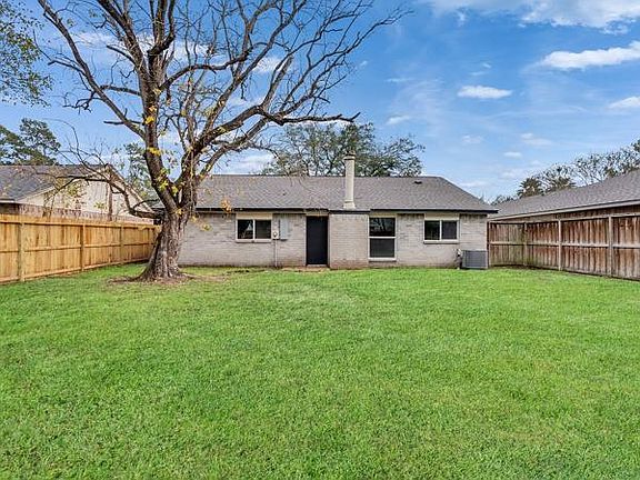 4th image of 4815 Hickorygate Dr