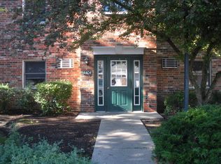 4404 W Shamrock Ln, McHenry, IL 60050