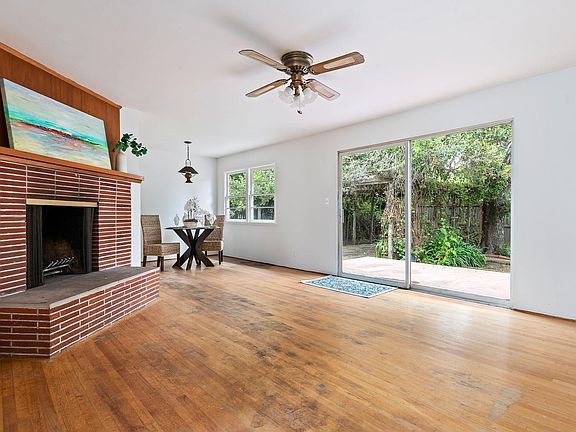 2nd image of 1454 Harbor View Dr