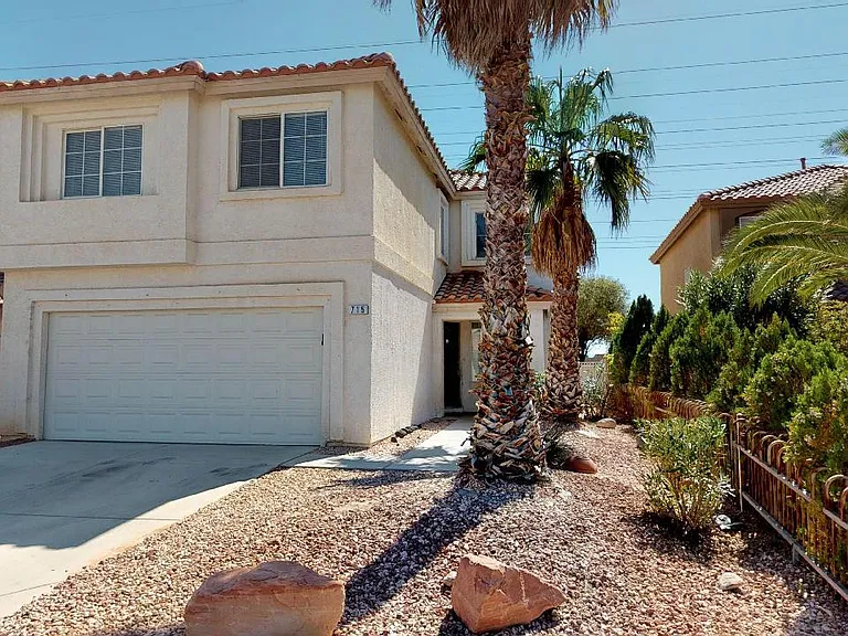 715 Plantain Lily Ave — Photo 1