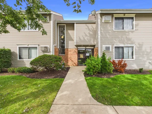 500 Bayside Dr Unit 6, Palatine, IL 60074