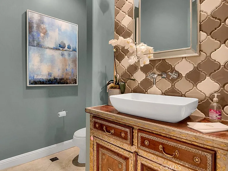 25504 Colette Way — Photo 22