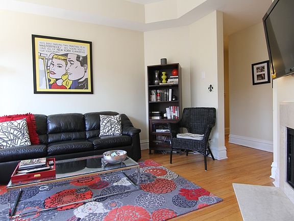 4th image of 518 W Armitage Ave APT 2W