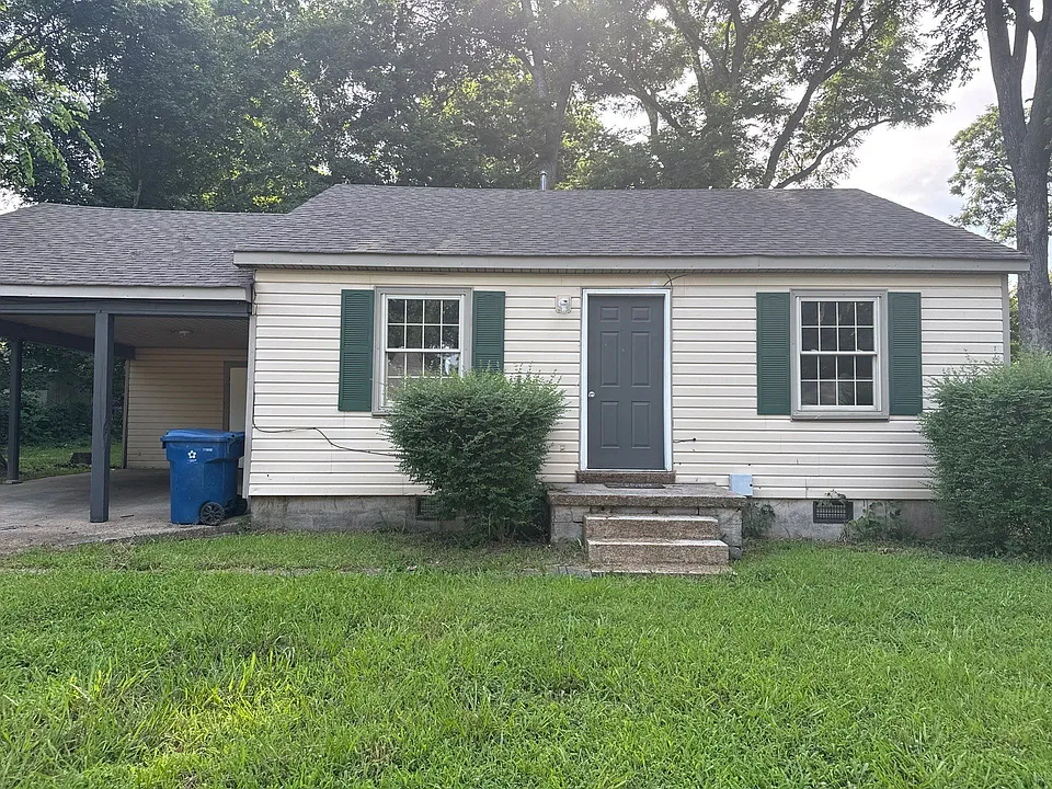 309 N Tipton St