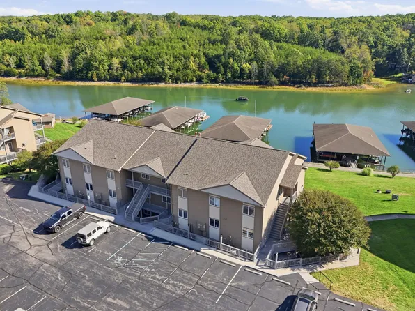 1103 Mariners Way APT 8, Huddleston, VA 24104