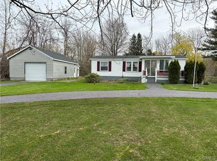 511 W Lake Rd, Oswego, NY 13126