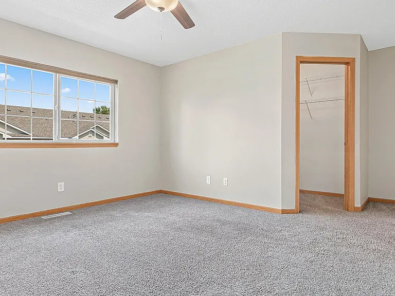 78 Bridgewater Trl — Photo 24