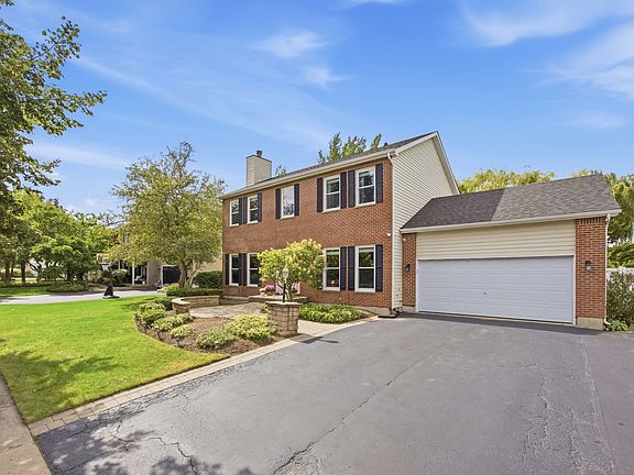 4th image of 452 Spring Ridge Dr