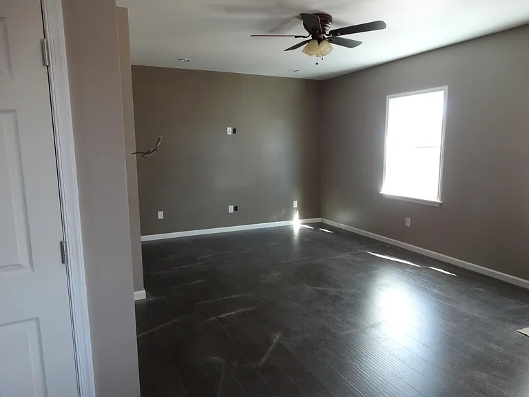Living room/Dining room space