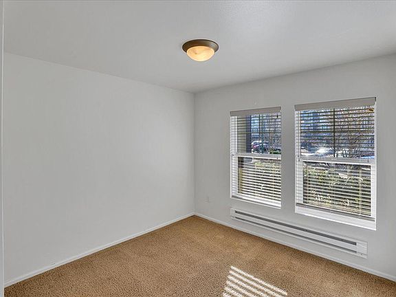 3rd image of 4418 135th Pl SE Unit 4