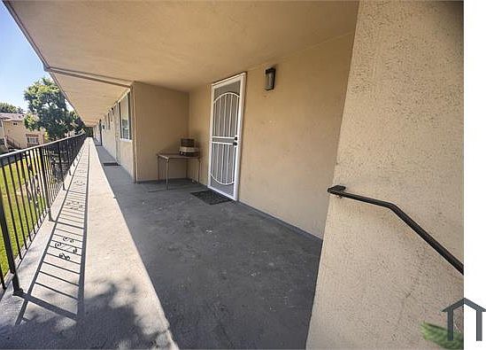 1st image of 1369 Phelps Ave APT 12