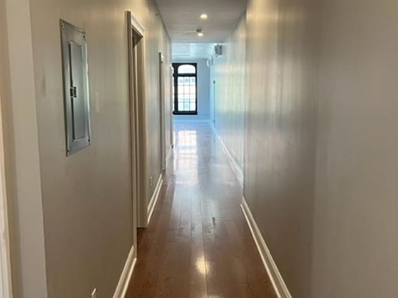 3rd image of 29 N Pearl St #3