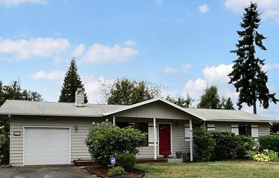 1st image of 1617 37th Pl SE