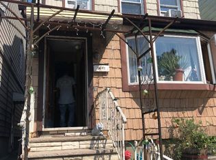 2647 93rd St, Flushing, NY 11369