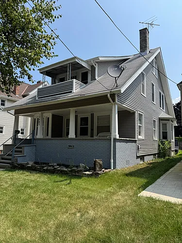 1447 Lakeland Ave Photo 1