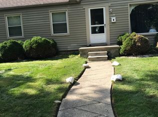 1324 W River Park Dr, Inkster, MI 48141