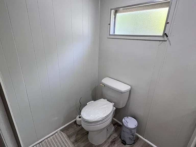 1931 NW 29th Ct — Photo 5