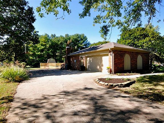 4th image of 6012 Debra Ct