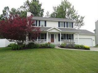 21 Grafton Ct, Lancaster, NY 14086