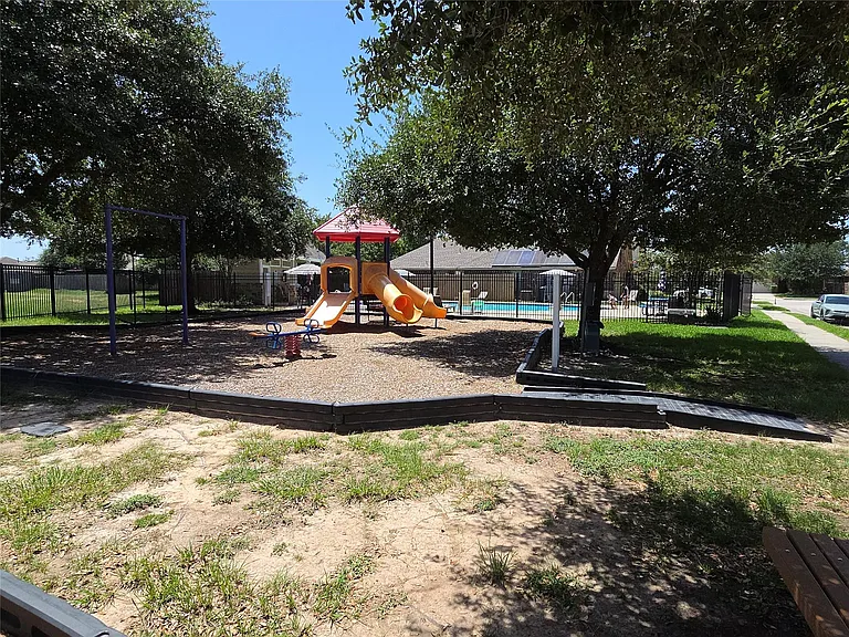 3031 E Lockeridge Village Dr — Photo 27