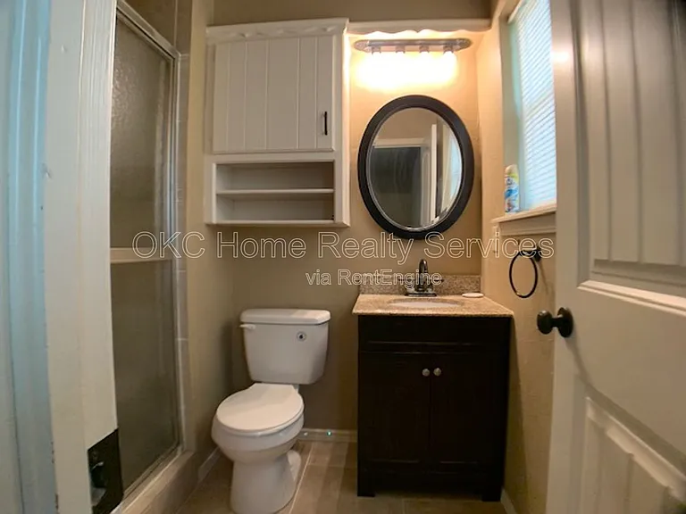 5809 NW 62nd St — Photo 11