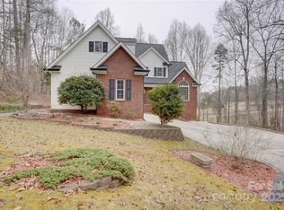 5306 Club View Dr, Concord, NC 28025