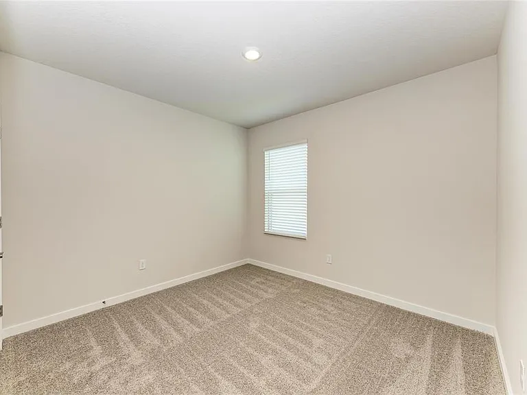 18143 Wheathouse Pl — Photo 36