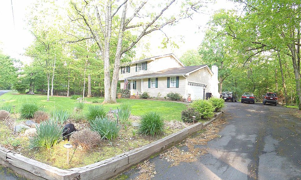 1st image of 124 Jackson Dr