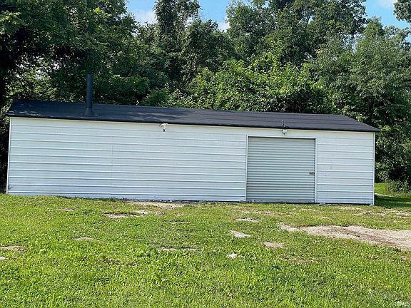 4th image of 9850 E State Road 58