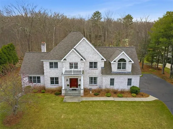 13 W Butterfly Way, Lincoln, RI 02865