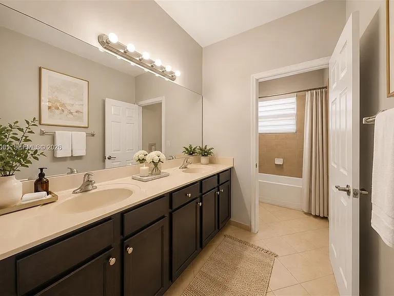 11731 SW 234th St — Photo 21