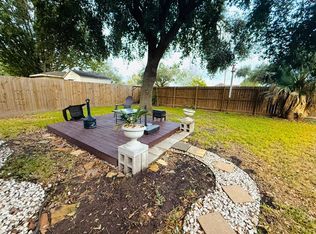 (Undisclosed Address), Pasadena, TX 77505