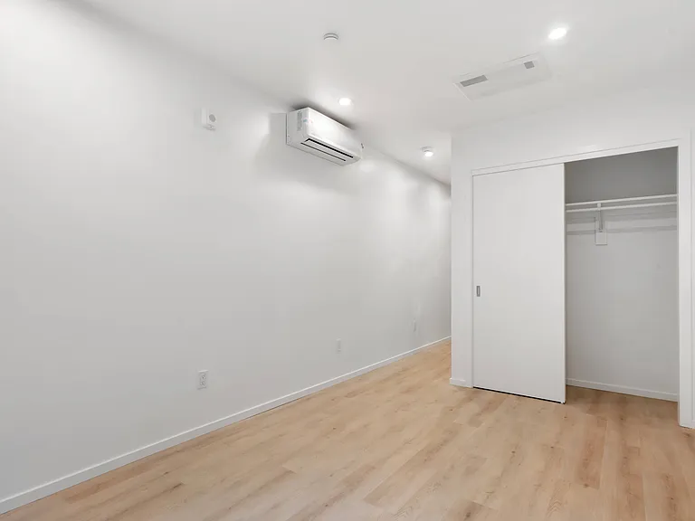 3334 San Bruno Ave #12 — Photo 3