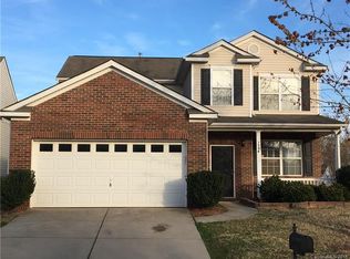 7504 Carrington Forest Ln, Charlotte, NC 28270