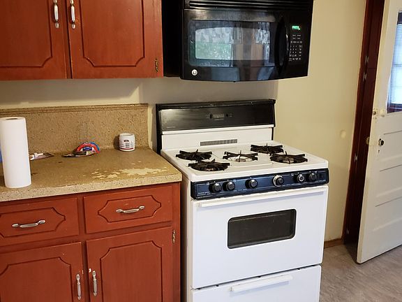 5th image of 1203 N Dunlap Ave