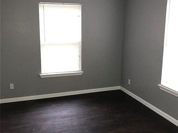 2nd image of 1615 Mentor Ave