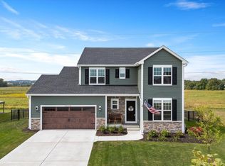 W190N15739 Maple Fields Cir, Jackson, WI 53037